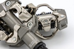 X-TRACK METALIC GREY 2